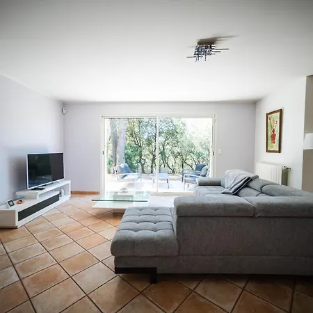Le Clos Des Ecureuils Villa *
